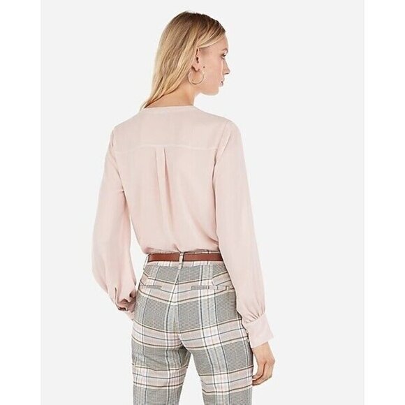 Express Button Front Blouson Sleeve Chelsea Popover Light Pink Shirt Size M - Picture 2 of 7